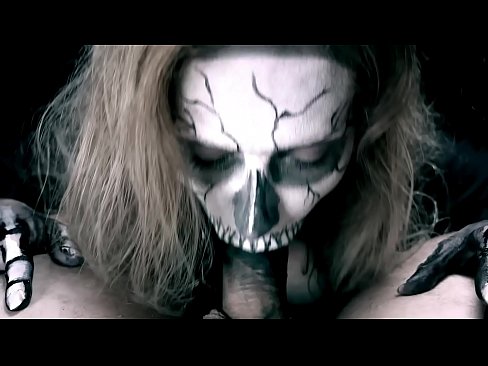 ❤️ Demon nighean sucking cock le a beul dubh agus slugadh cum. ☑  Bhidio porn  aig porn gd.vlad-massage-salon.ru ﹏